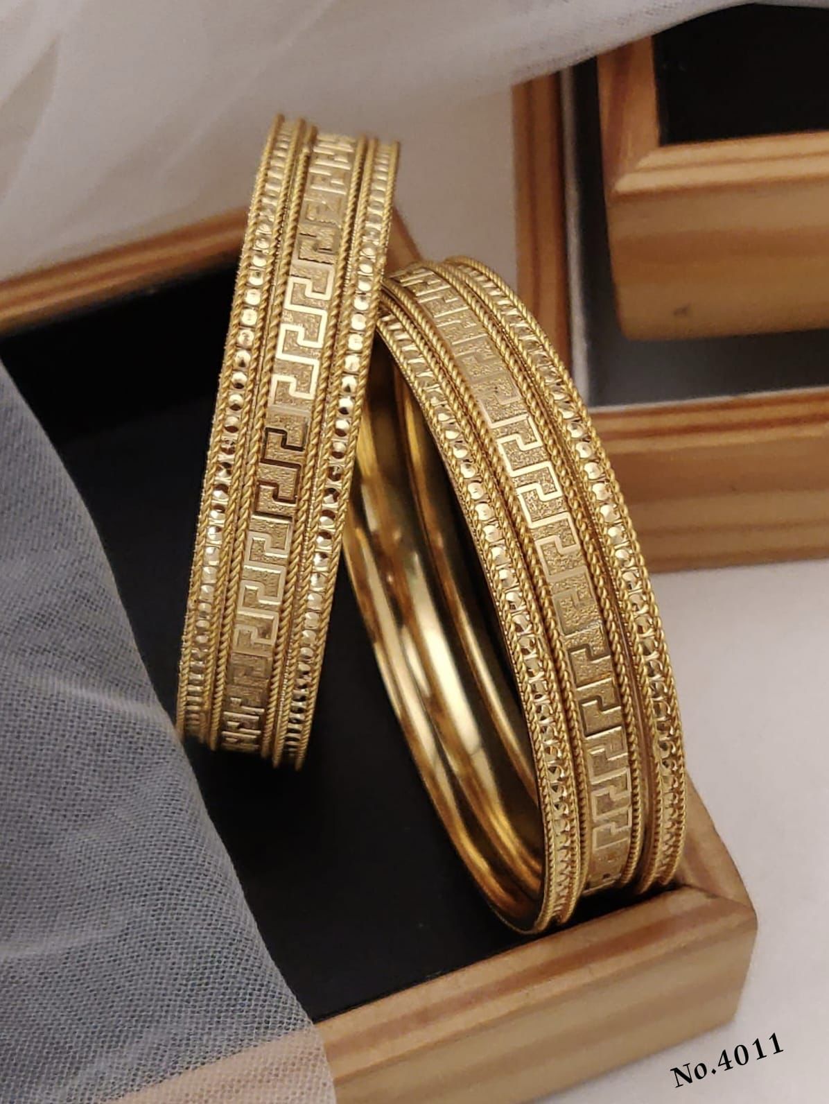 Heritage Rajwadi Kada