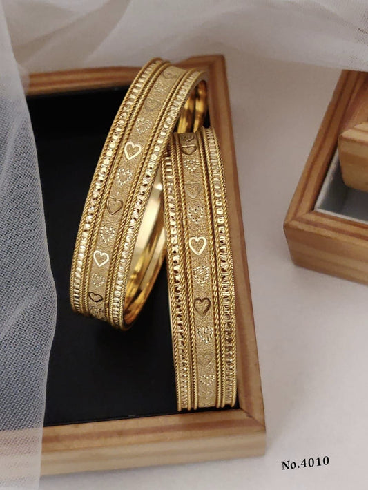 Gold Patterned Bangle Set